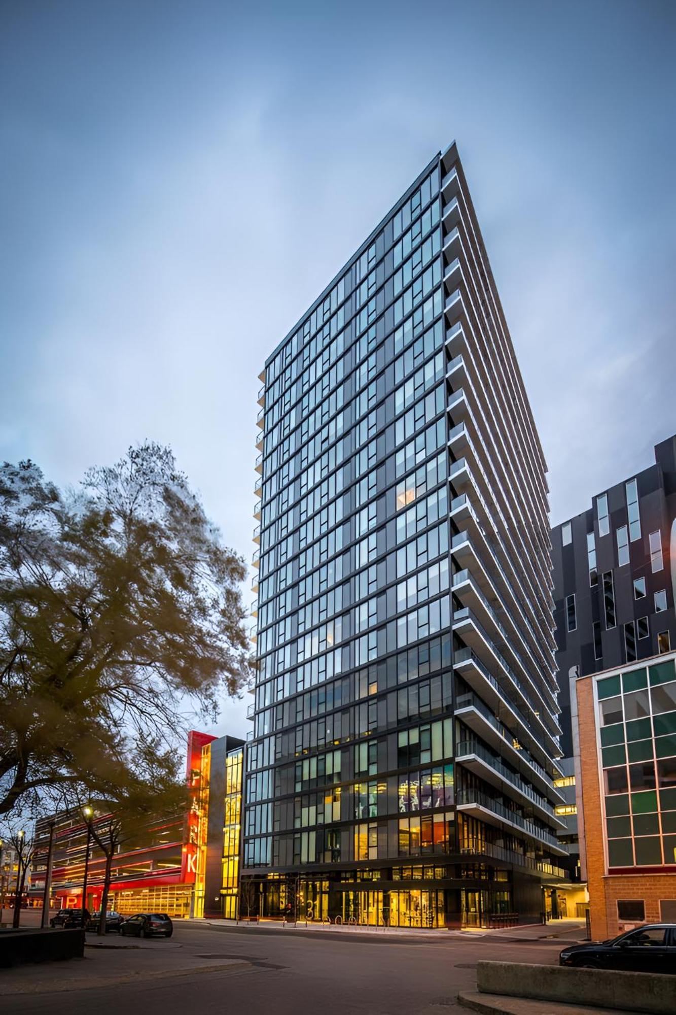 Cozy 1Br Apt - Downtown Winnipeg Exteriér fotografie